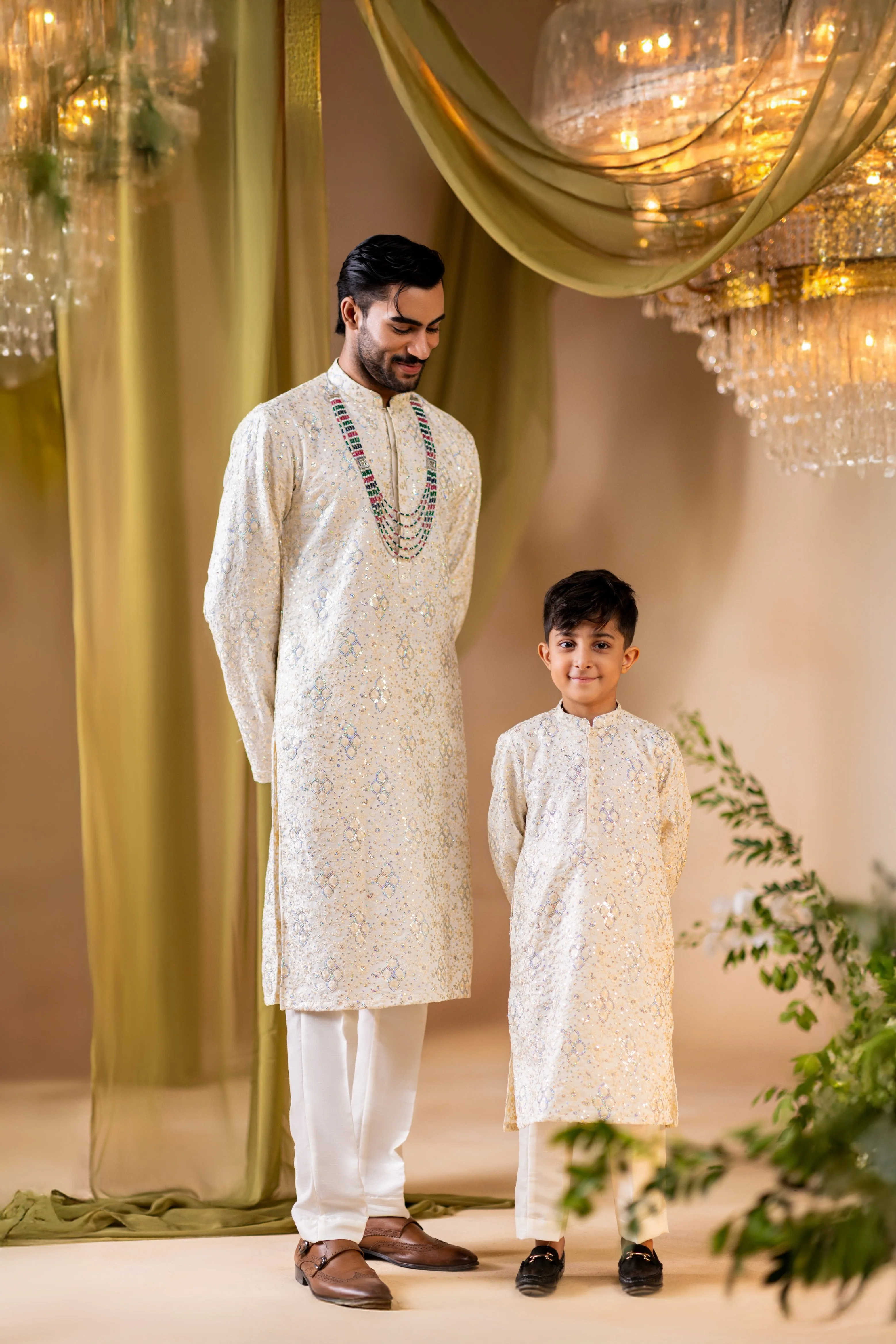 Humayl Kurta Set - Image 5
