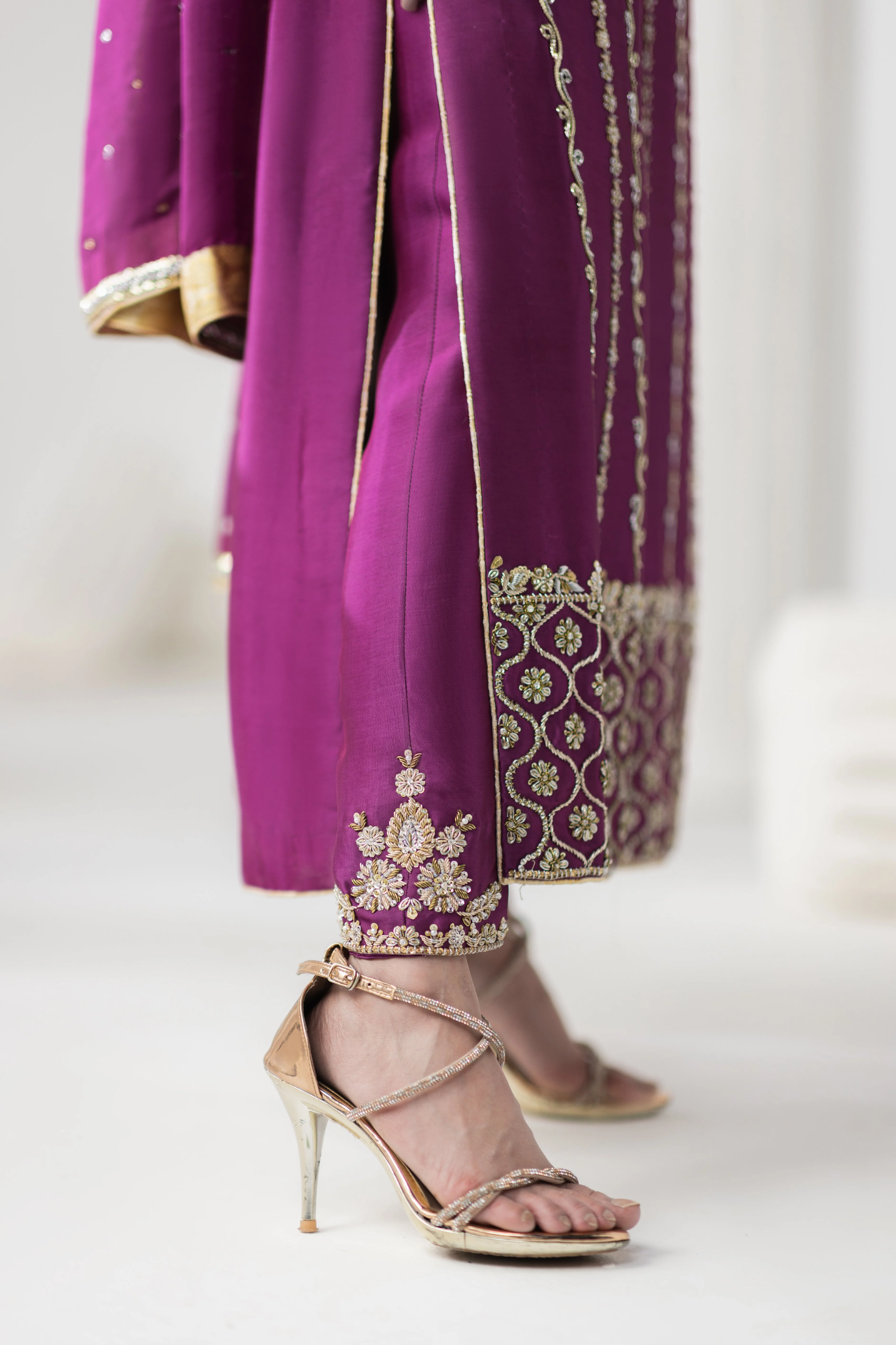 Suraiya - Image 7